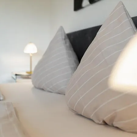 Haus Abrioux Zur Falkenlay Lägenhet *